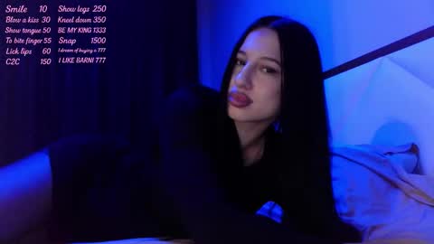delly_love online show from 12/19/25, 10:28