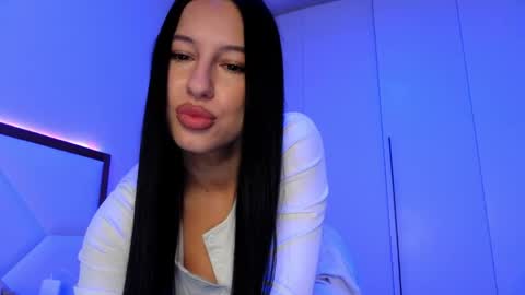 delly_love online show from 03/24/26, 08:25