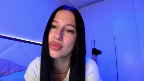 delly_love online show from 06/03/26, 07:19