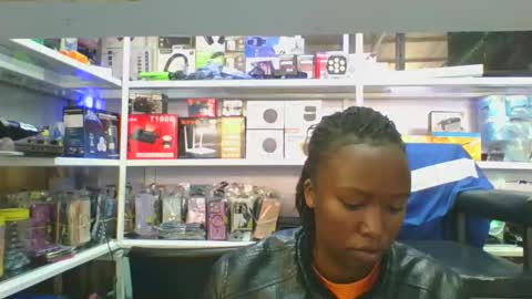 dellyk1 online show from 09/11/25, 07:19