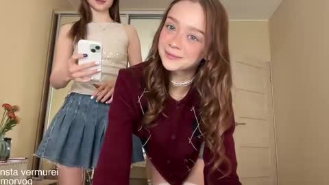 Snapshot of delorathecookie chatting on 09/29/25, 02:16 Delora online show from 09/29/25, 02:16