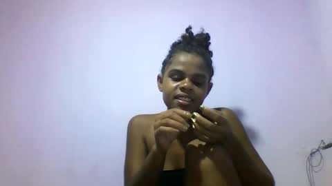 Snapshot of delphineee chatting on 03/21/26, 11:19 delphine online show from 03/21/26, 11:19