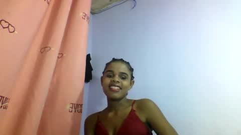 Snapshot of delphineee chatting on 04/01/26, 01:41 delphine online show from 04/01/26, 01:41