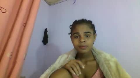 Snapshot of delphineee chatting on 04/02/26, 04:21 delphine online show from 04/02/26, 04:21