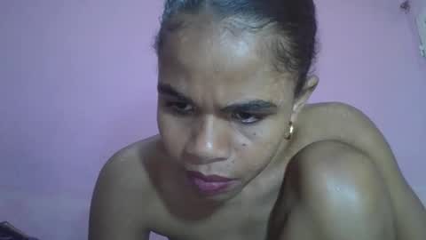 Snapshot of delphineee chatting on 04/21/26, 04:34 delphine online show from 04/21/26, 04:34