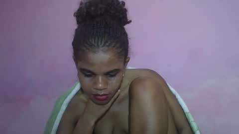 Snapshot of delphineee chatting on 05/02/26, 08:47 delphine online show from 05/02/26, 08:47