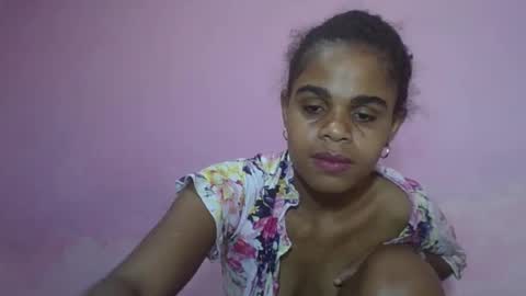Snapshot of delphineee chatting on 05/05/26, 06:10 delphine online show from 05/05/26, 06:10