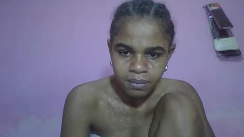 Snapshot of delphineee chatting on 05/11/26, 04:40 delphine online show from 05/11/26, 04:40