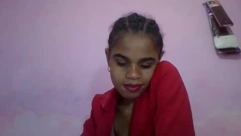Snapshot of delphineee chatting on 05/11/26, 02:45 delphine online show from 05/11/26, 02:45