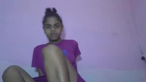 Snapshot of delphineee chatting on 05/26/26, 11:50 delphine online show from 05/26/26, 11:50