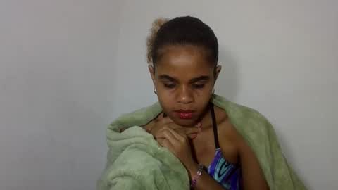 Snapshot of delphineee chatting on 06/11/26, 03:10 delphine online show from 06/11/26, 03:10