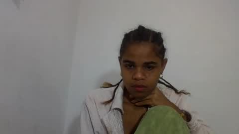 delphine online show from 07/07/26, 04:48