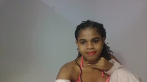 delphine online show from 07/20/26, 10:50