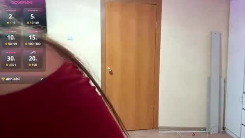 Snapshot of delphineframpton chatting on 10/11/25, 06:34 delphineframpton online show from 10/11/25, 06:34