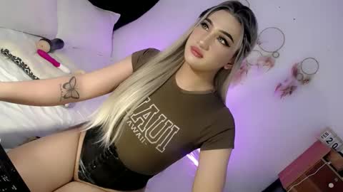Chesca online show from 02/23/25, 04:02