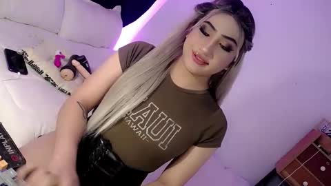 Chesca online show from 10/25/25, 08:55