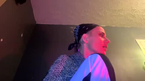 Demetriemanon online show from 01/19/25, 08:39