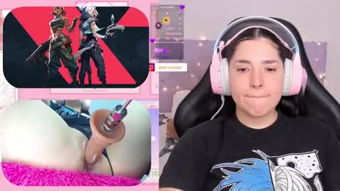 demiii online show from 09/23/25, 09:34