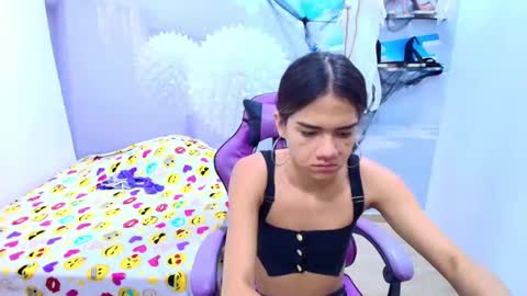 DEMI online show from 10/21/25, 12:17