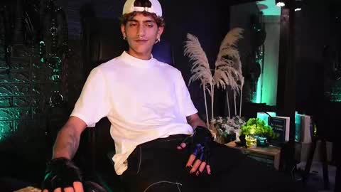 DemonKush online show from 10/29/25, 09:05