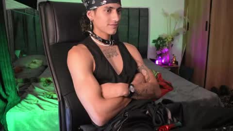 Snapshot of demonkush_ chatting on 05/26/26, 01:23 DemonKush online show from 05/26/26, 01:23