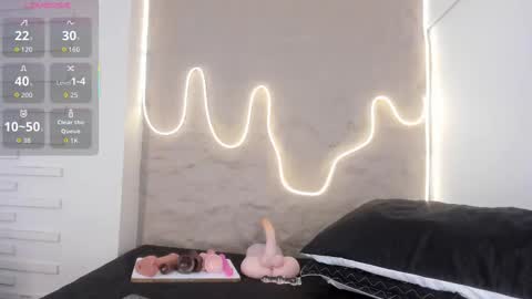 demy_ruiz online show from 09/27/25, 03:33