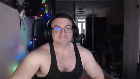 Snapshot of den_lover1 chatting on 12/28/24, 12:13 Den online show from 12/28/24, 12:13