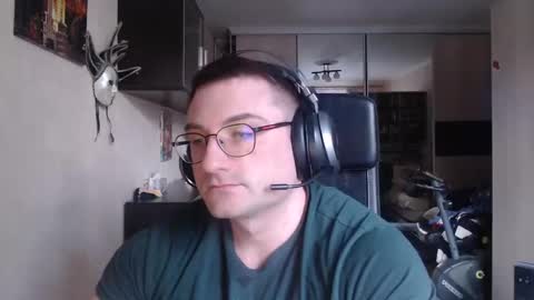 Snapshot of den_lover1 chatting on 02/18/25, 12:49 Den online show from 02/18/25, 12:49