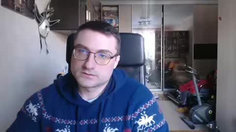 Snapshot of den_lover1 chatting on 02/24/25, 10:26 Den online show from 02/24/25, 10:26