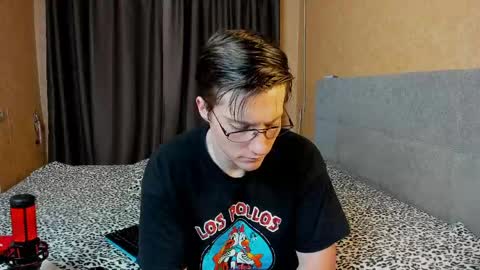 Deni online show from 05/21/26, 07:32