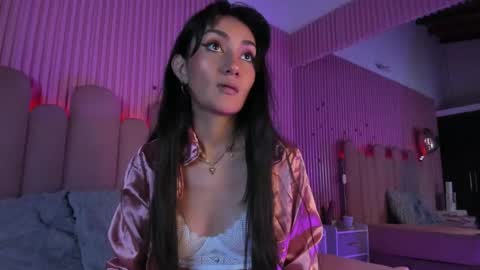 Snapshot of denightjones chatting on 03/22/26, 12:36 denightjones online show from 03/22/26, 12:36