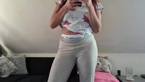 Denise and Brad online show from 10/04/25, 02:15