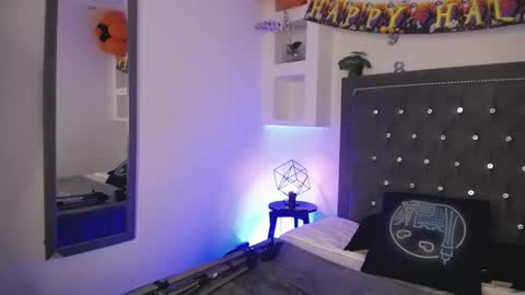 DENIZER online show from 10/31/25, 01:34