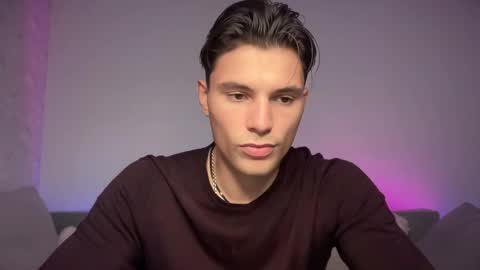 Snapshot of denlover chatting on 09/18/25, 08:27 Den online show from 09/18/25, 08:27