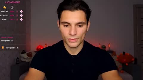 Snapshot of denlover chatting on 10/18/25, 07:53 Den online show from 10/18/25, 07:53