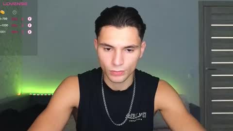 Snapshot of denlover chatting on 10/29/25, 09:00 Den online show from 10/29/25, 09:00