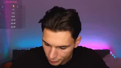 Snapshot of denlover chatting on 11/10/25, 08:24 Den online show from 11/10/25, 08:24