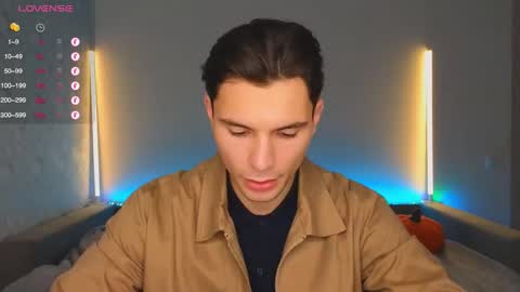 Snapshot of denlover chatting on 11/24/25, 02:39 Den online show from 11/24/25, 02:39