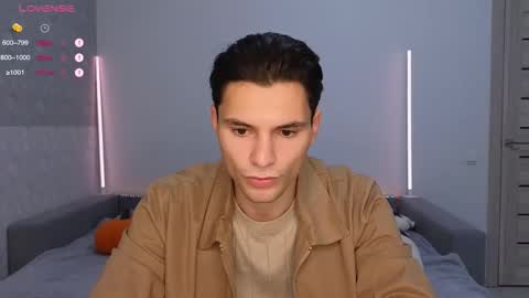 Snapshot of denlover chatting on 11/27/25, 09:22 Den online show from 11/27/25, 09:22