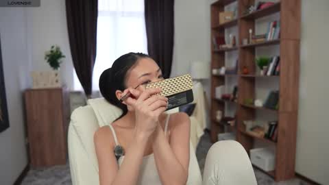 Mikky online show from 12/15/25, 07:56