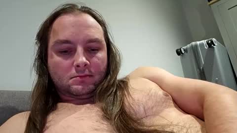 Snapshot of dennis210586 chatting on 02/13/25, 11:04 dennis210586 online show from 02/13/25, 11:04