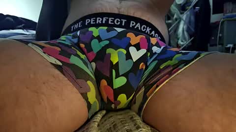 Snapshot of dennis210586 chatting on 11/12/25, 07:13 dennis210586 online show from 11/12/25, 07:13