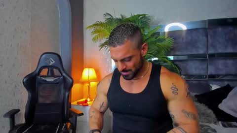 Snapshot of dennis_cox_ chatting on 02/10/25, 02:26 dennis_cox_ online show from 02/10/25, 02:26