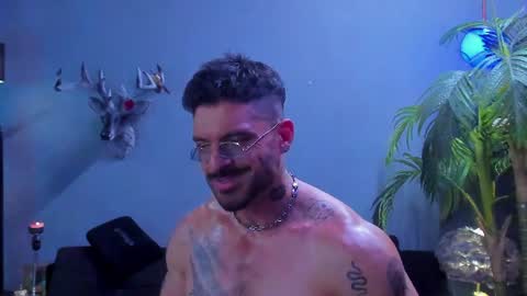 dennis_cox_ online show from 06/11/26, 05:11