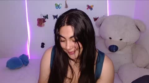 Snapshot of dennis_love_ chatting on 06/13/26, 03:15 rosse online show from 06/13/26, 03:15