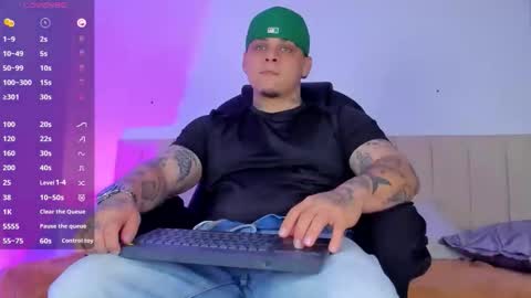 dennis munera online show from 09/24/25, 10:29