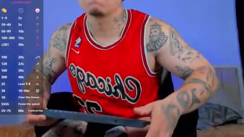 dennis munera online show from 09/26/25, 11:47