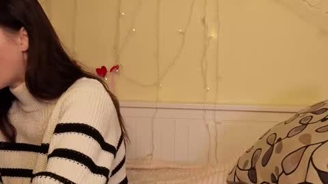 Olivia online show from 10/19/25, 08:15