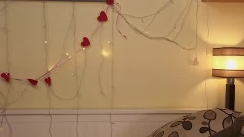 Olivia online show from 10/25/25, 09:28