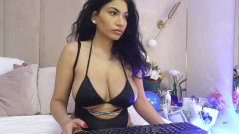 DenniseTaylor online show from 01/24/25, 06:46